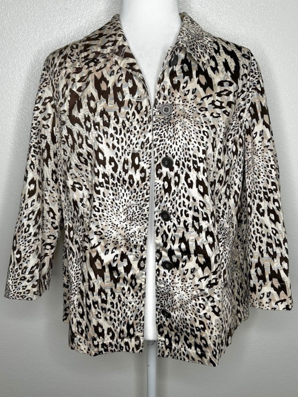 Chicos Additions Womens Beige Cream Animal Print Button-Up Jacket Size 2/ L